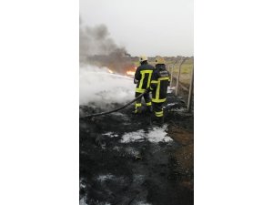 Fabrikanın geri dönüşüm alanında çıkan yangın 3 saatte söndürüldü