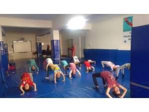 Simav’da ‘Yaz Spor Okulları’ başladı