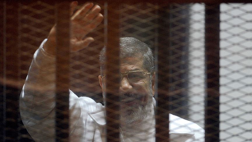 Mursi'nin cenazesine ailesi dışında katılıma izin verilmedi