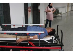 Aksaray-Konya yolunda minibüs devrildi: 1 ölü ,2 yaralı