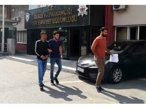 Akaryakıt istasyonunu soyan 3 kişi yakayı ele verdi