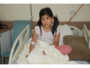 Neredeyse parmağı kopuyordu