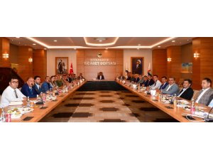 Vali Güzeloğlu: “Zayıf, eksik kısımlarımızı güçlendirmeliyiz”