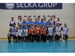 Selkaspor liglerden çekildi