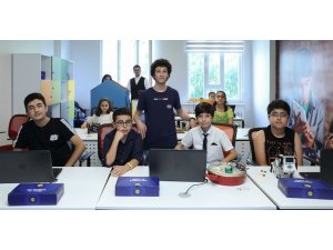 17 yaşında ama hayali ‘insansı robot üretmek’