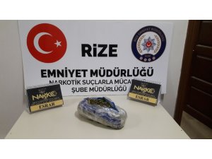 Rize’deki asayiş uygulamasında 1 kilo 300 gram esrar maddesi ele geçirildi
