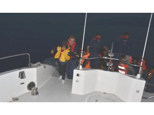 Kuşadası Körfezi’nde 15’i çocuk 40 kaçak göçmen yakalandı