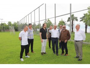 Başkan Söğüt ve Üzülmez, Kocaelispor’un yeni tesislerini gezdi