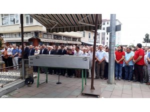 Araklı’daki selde hayatını kaybedenler toprağa veriliyor