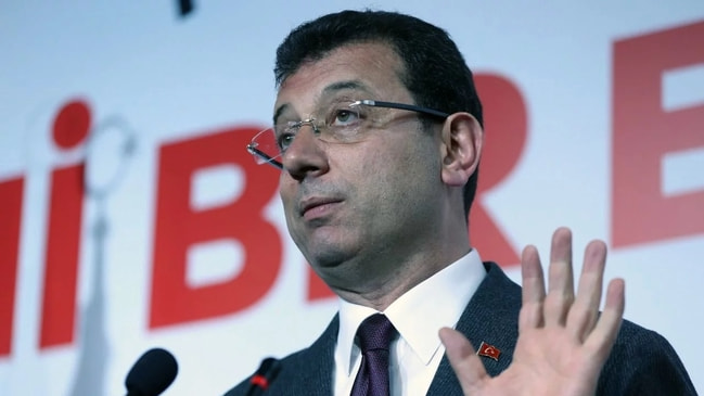 Ödül bile almıştı... İmamoğlu şimdi de 3 yıllık hizmeti vadetti!