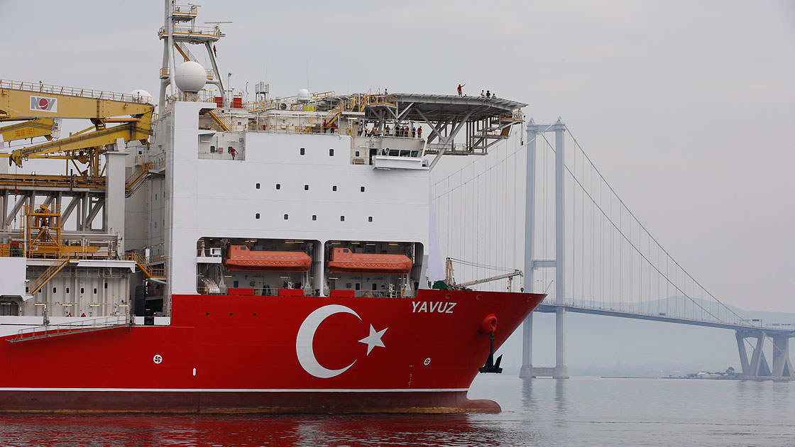 "Yavuz", Akdeniz'e doğru yola çıktı