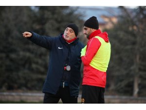 Deniz Türüç transfer olmak istiyor