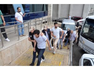 FETÖ’dan gözaltına alınanlar adliyeye sevk edildi