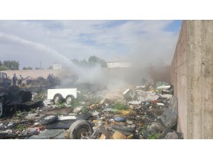 Karapınar'da depo yangını