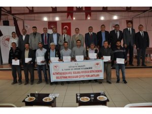 Mustafa Kurt: Altıntaş ovasının bereketi artıyor