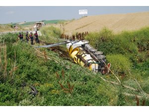 Kimyasal yüklü tanker şarampole uçtu: 1 yaralı