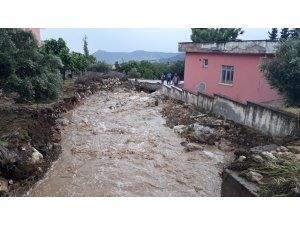 Mersin'deki şiddetli yağış