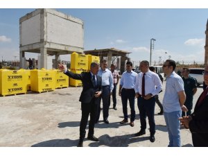 Vali Soytük, modernleştirilen sınır kapısını inceledi