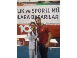 Burhaniyeli tekvandoculardan büyük başarı
