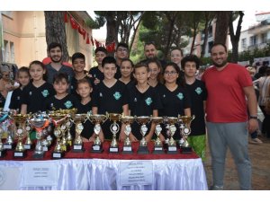 Söke Basket Spor Kulübü kısa sürede başarıları yakaladı