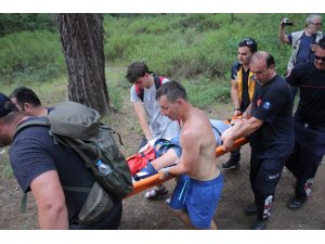 Polonyalı ailenin yürüyüş planı hastanede bitti