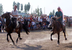 Rahvan atları, Beyşehir'de yarıştı