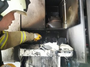 Burhaniye’de mutfakta çıkan yangın korkuttu