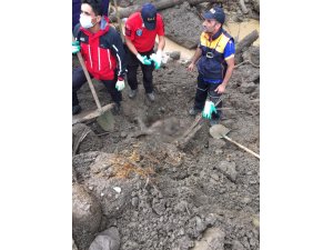 Trabzon Araklı’daki selde ölü sayısı 8’e yükseldi