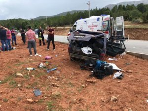 Konya'da otomobil devrildi: 1 ölü, 4 yaralı