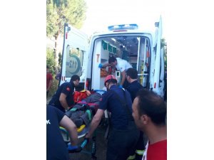 Denizli’de otomobil ile hafif ticari araç çarpıştı: 3 yaralı