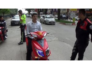 Polis çakarlı elektrikli bisiklete ceza