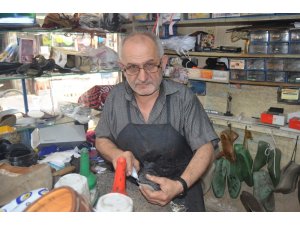 Ayakkabı tamircileri çırak bulamıyor