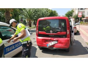 Samsun’da otomobil ile dolmuş çarpıştı: 2 yaralı