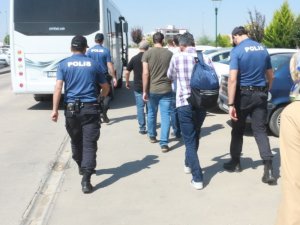 FETO’dan gözaltına alınan 13 kişiden 6’sı tutuklandı