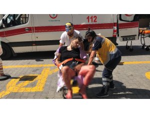 Misafirliğe gittiği evde arkadaşını bıçakladı