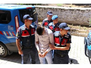 Jandarma alıcı kılığına girdi, uyuşturucu tacirlerine suçüstü yaptı