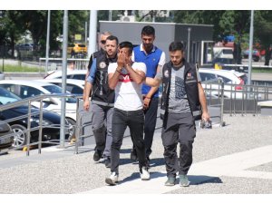 Bolu’da esrarla yakalanan 2 kişi tutuklandı