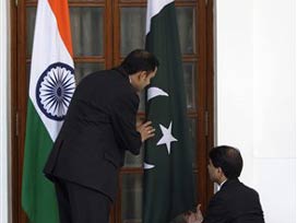 Hindistan ve Pakistan tekrar masada