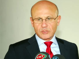 Talat, İspanya'ya gitti
