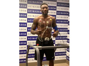 Aaron Appindangoye sağlık kontrolünden geçirildi