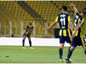 Fenerbahçe Mehmet Topal ile yollarını ayırdı