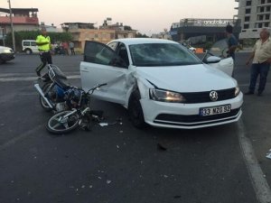 Tarsus’ta 3 ayrı kazada 5 kişi yaralandı