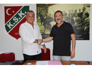 Karşıyaka’da Mesut Toros sözleşme uzattı
