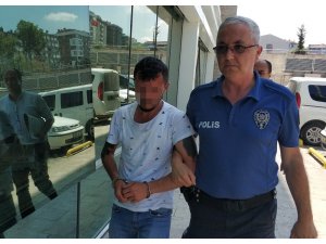 Cep telefonu hırsızı önce kameraya, sonra polise yakalandı