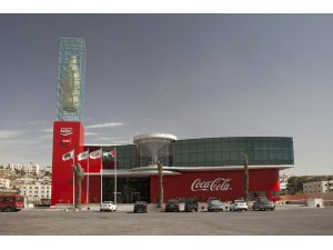 Coca-Cola, onlarca projeyle Filistinliler’in hayatına dokunuyor
