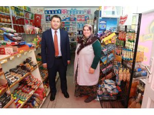 Halkapınar Kaymakamı Bozkurtoğlu, esnafı ziyaret etti