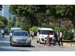 Yayaya yol vermeyen sürücülere ceza yağdı