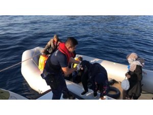 Çeşme’de 22 göçmen ölüme yolculukta yakalandı