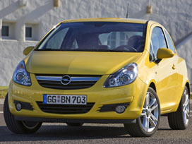 2010 Makyajı: Opel Corsa ve Toyota Auris