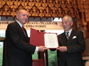 Cumhurbaşkanı Erdoğan’a Japonya’da fahri doktora unvanı verildi